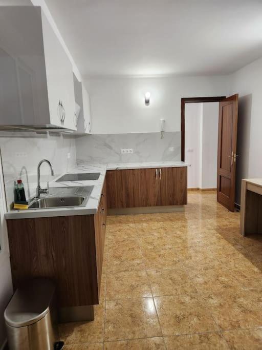 Lujoso Apartamento Vacacional Apartment Carrizal ภายนอก รูปภาพ